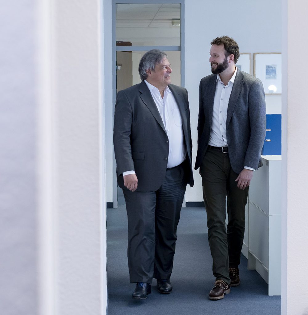 Herr Birkenhagen und Herr Nothen im Gespräch